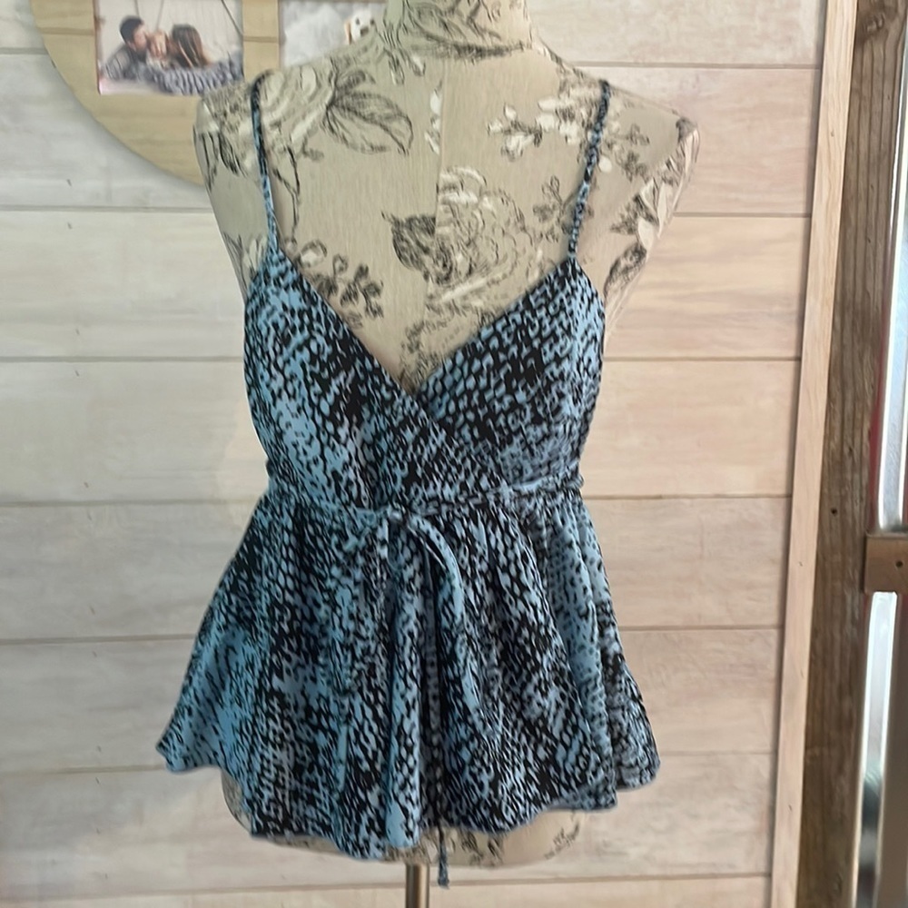 NWT Urban Outfitters Blue Criss Cross Top L